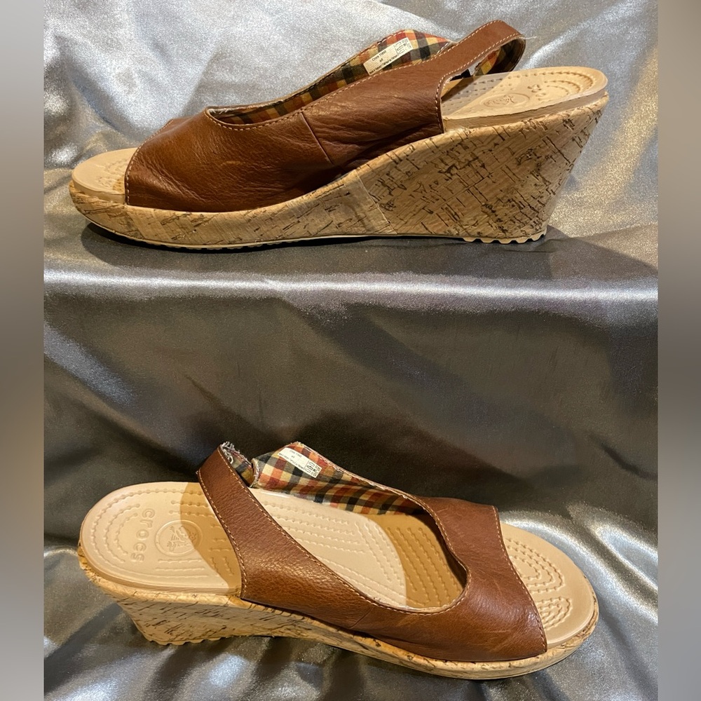 Crocs A-Leigh Slingback Wedge, Brown, Size 9